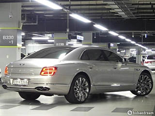 Заказать BENTLEY FLYING SPUR