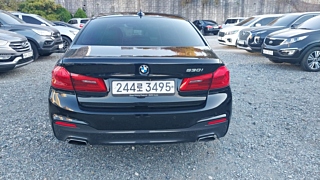 BMW 5-SERIES G30 2017