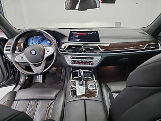 BMW 7-SERIES G11 2018
