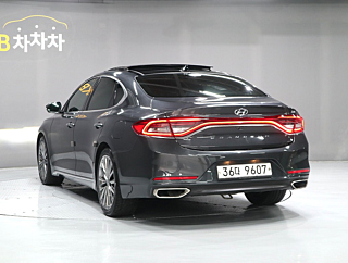 HYUNDAI GRANDEUR IG 2017