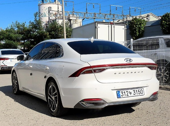 HYUNDAI GRANDEUR IG 2020