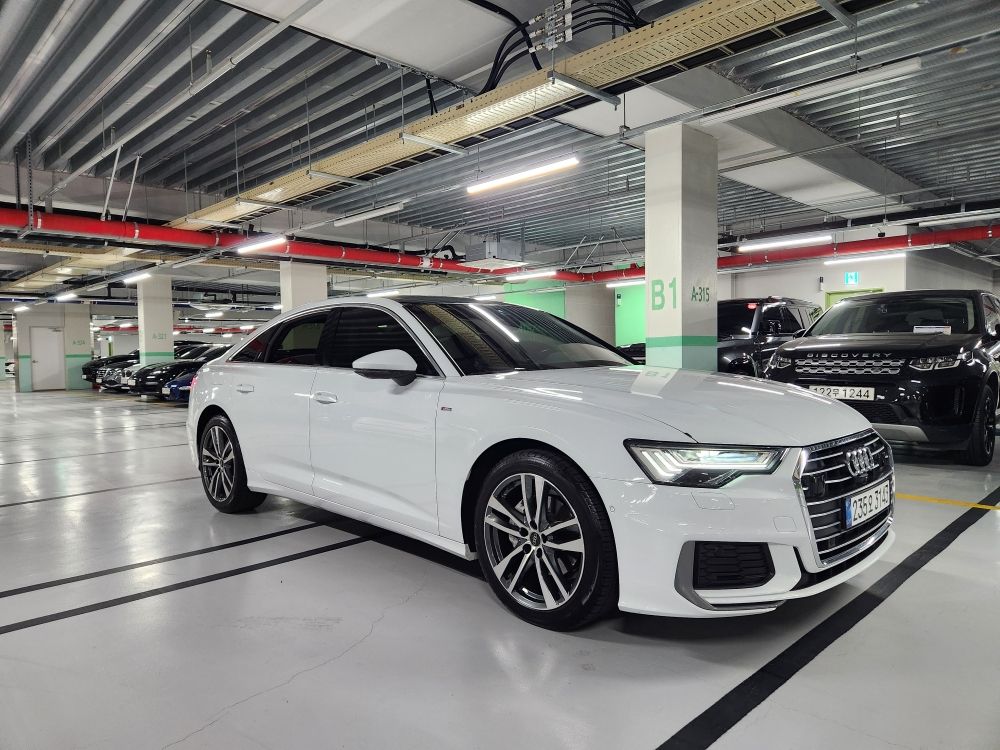 AUDI A6 C8 2023