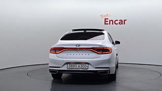 HYUNDAI GRANDEUR IG HYBRID 2017