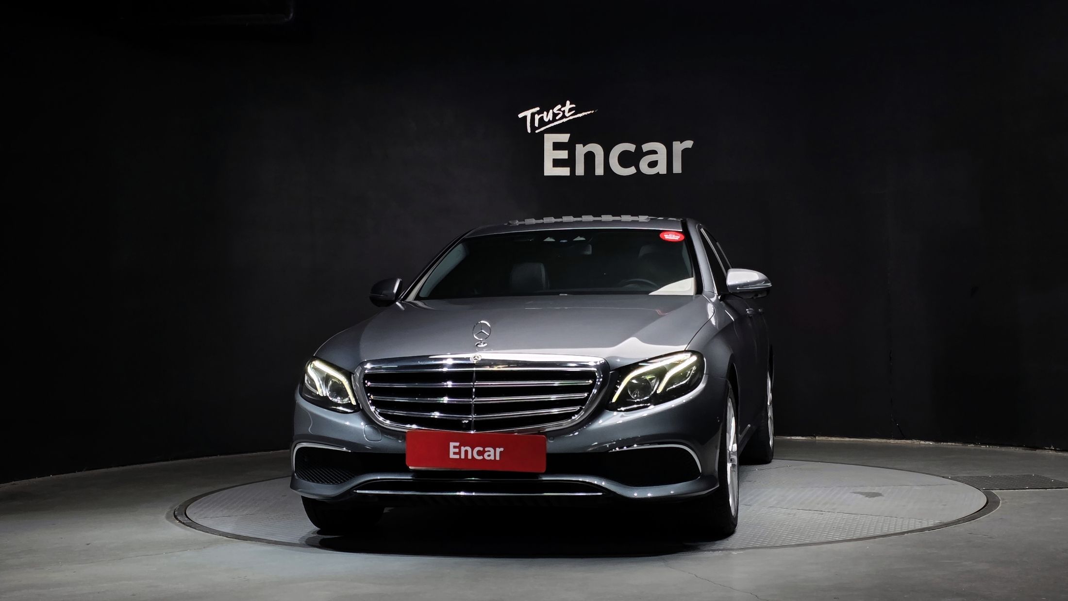 MERCEDES BENZ E-CLASS W213 2017