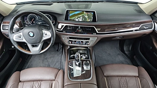 BMW 7-SERIES G11 2016