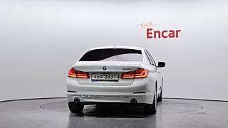 BMW 5-SERIES G30 2018