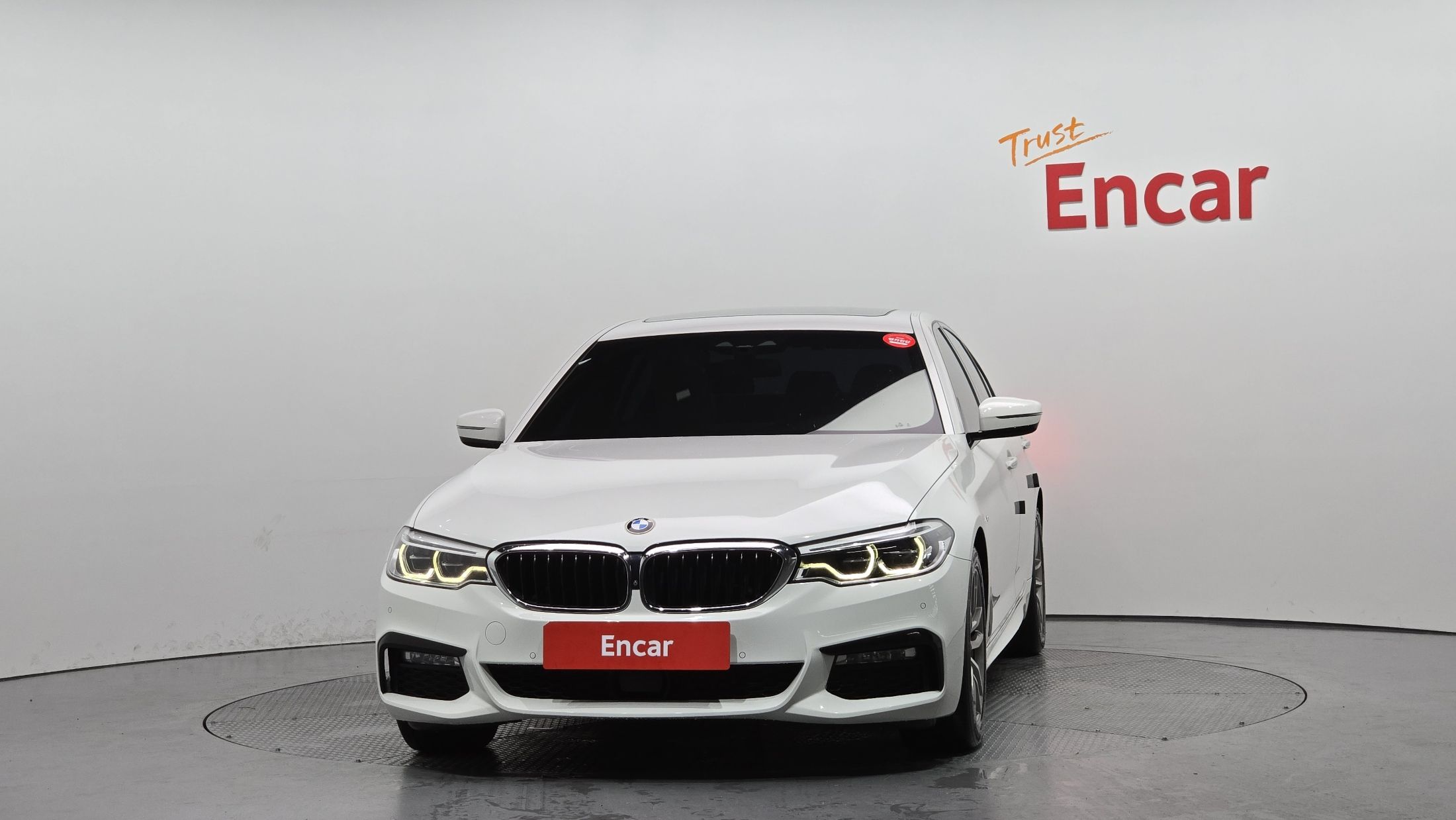 BMW 5-SERIES G30 2017