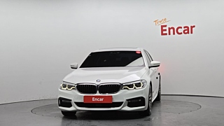 BMW 5-SERIES G30 2017