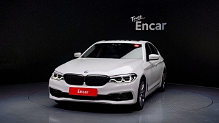 BMW 5-SERIES G30 2019