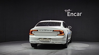 VOLVO S90 2021