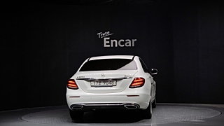 MERCEDES BENZ E-CLASS W213 2018