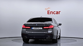 BMW 5-SERIES G30 2021