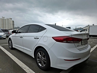 HYUNDAI AVANTE AD 2016