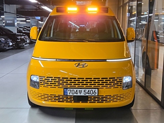 HYUNDAI STARIA 2024