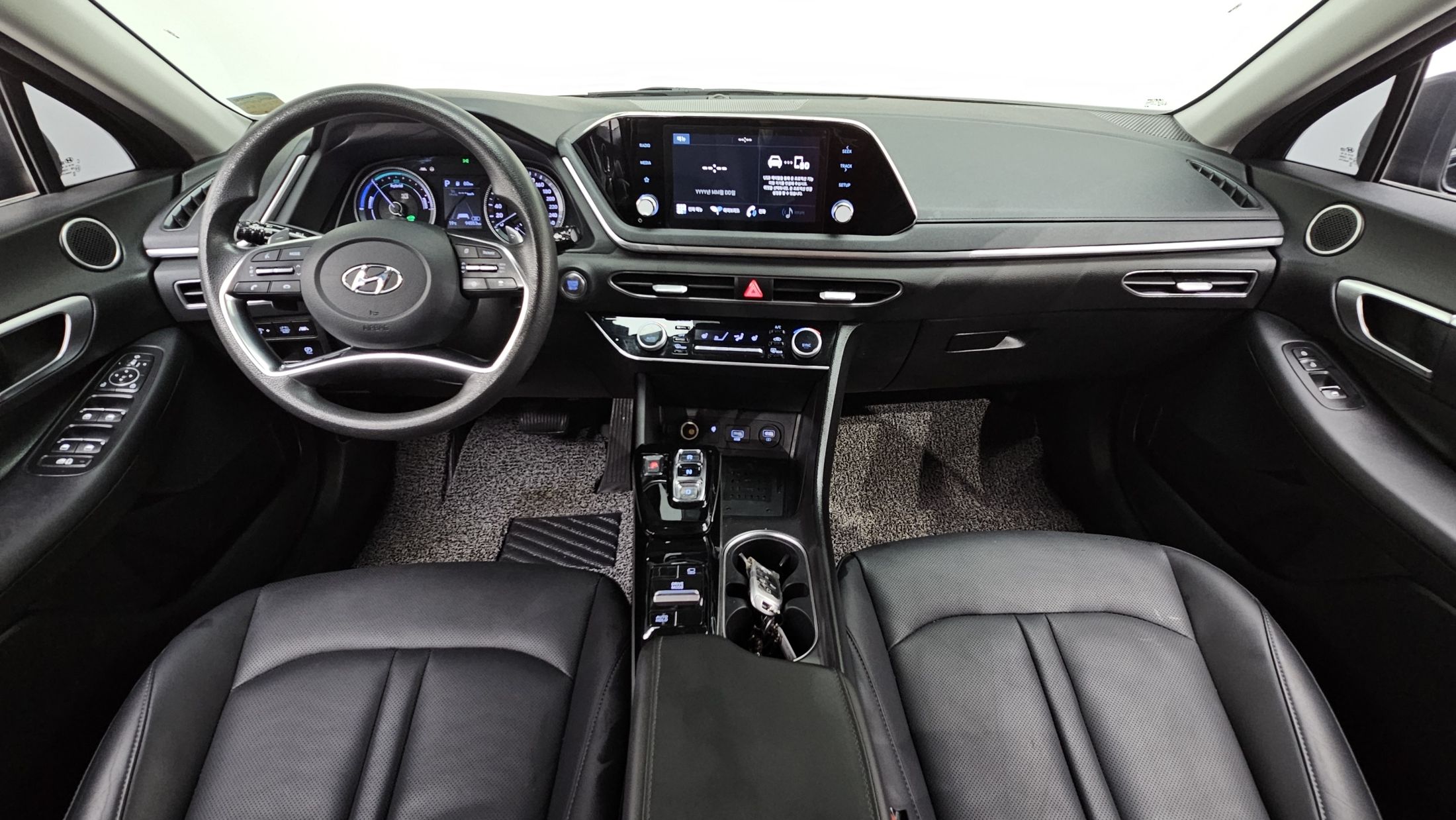 HYUNDAI SONATA HYBRID DN8 2019