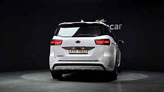 KIA CARNIVAL 2017