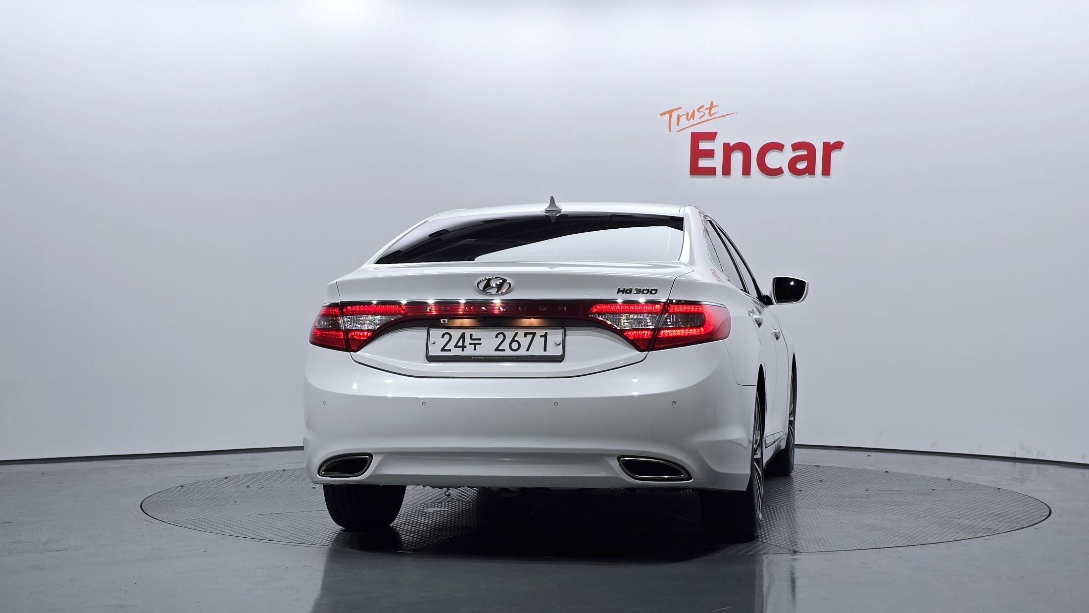 HYUNDAI GRANDEUR HG 2013