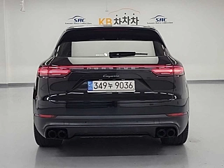 PORSCHE CAYENNE PO536 2022