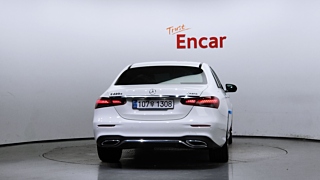 MERCEDES BENZ E-CLASS W213 2020