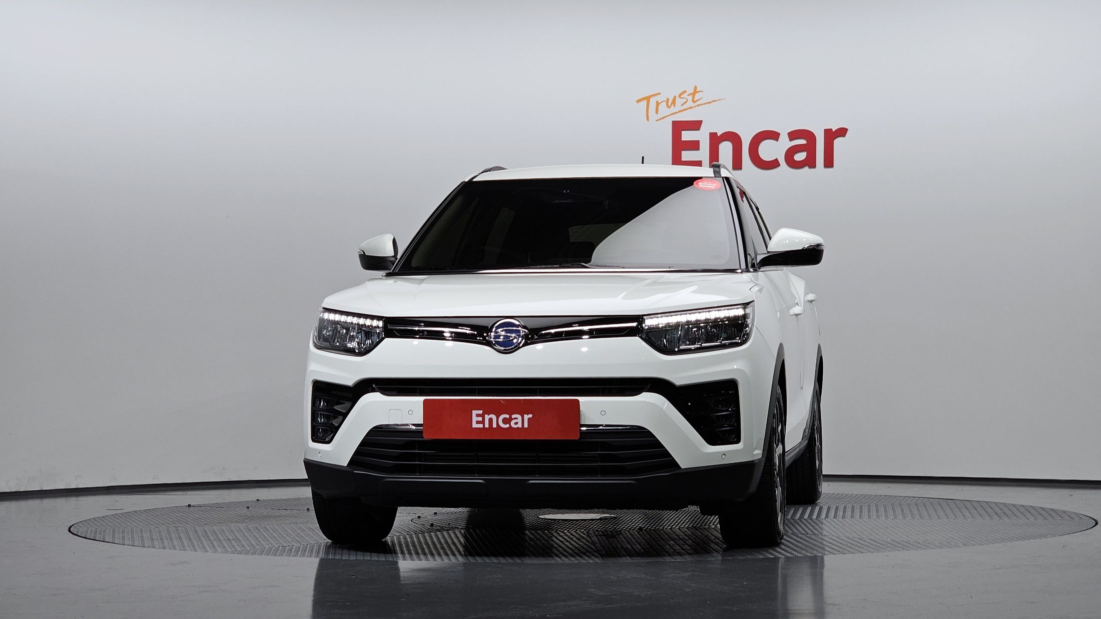SSANGYONG TIVOLI VERY NEW 2022