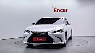LEXUS ES300H 2024