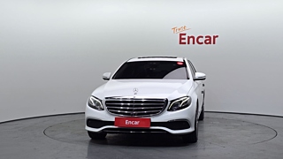 MERCEDES BENZ E-CLASS W213 2017
