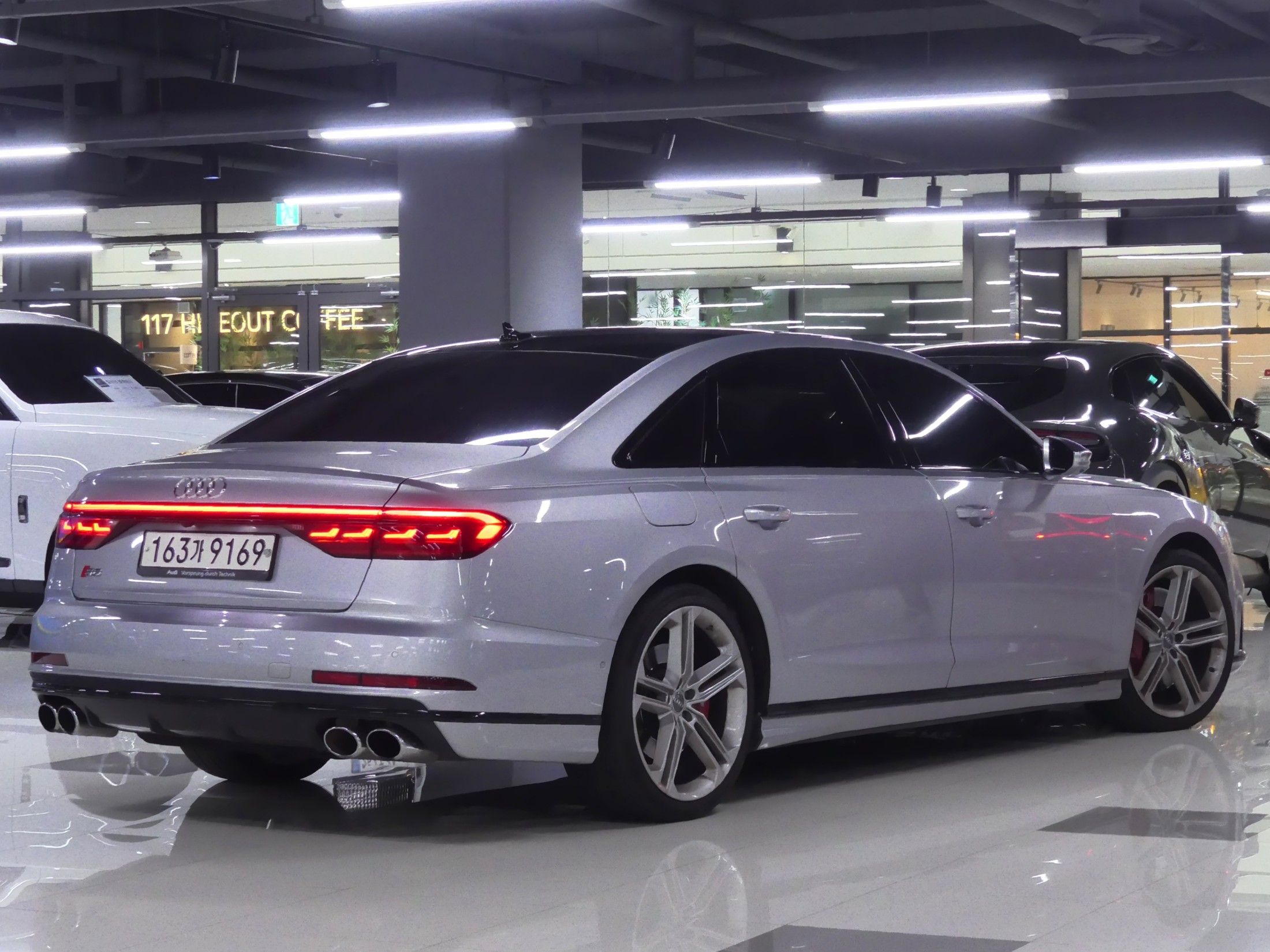 AUDI S8 D5 2020