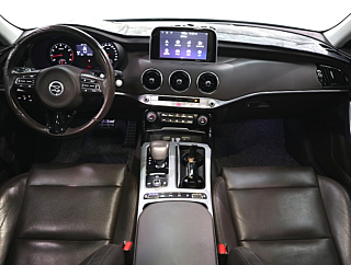 KIA STINGER 2018