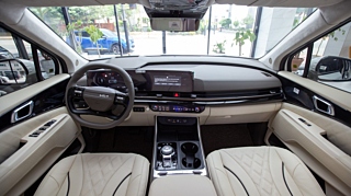 KIA CARNIVAL 2024