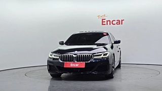 BMW 5-SERIES G30 2022