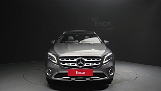 MERCEDES BENZ GLA-CLASS X156 2019