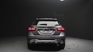 MERCEDES BENZ GLA-CLASS X156 2019