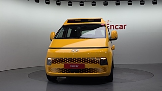 HYUNDAI STARIA 2023