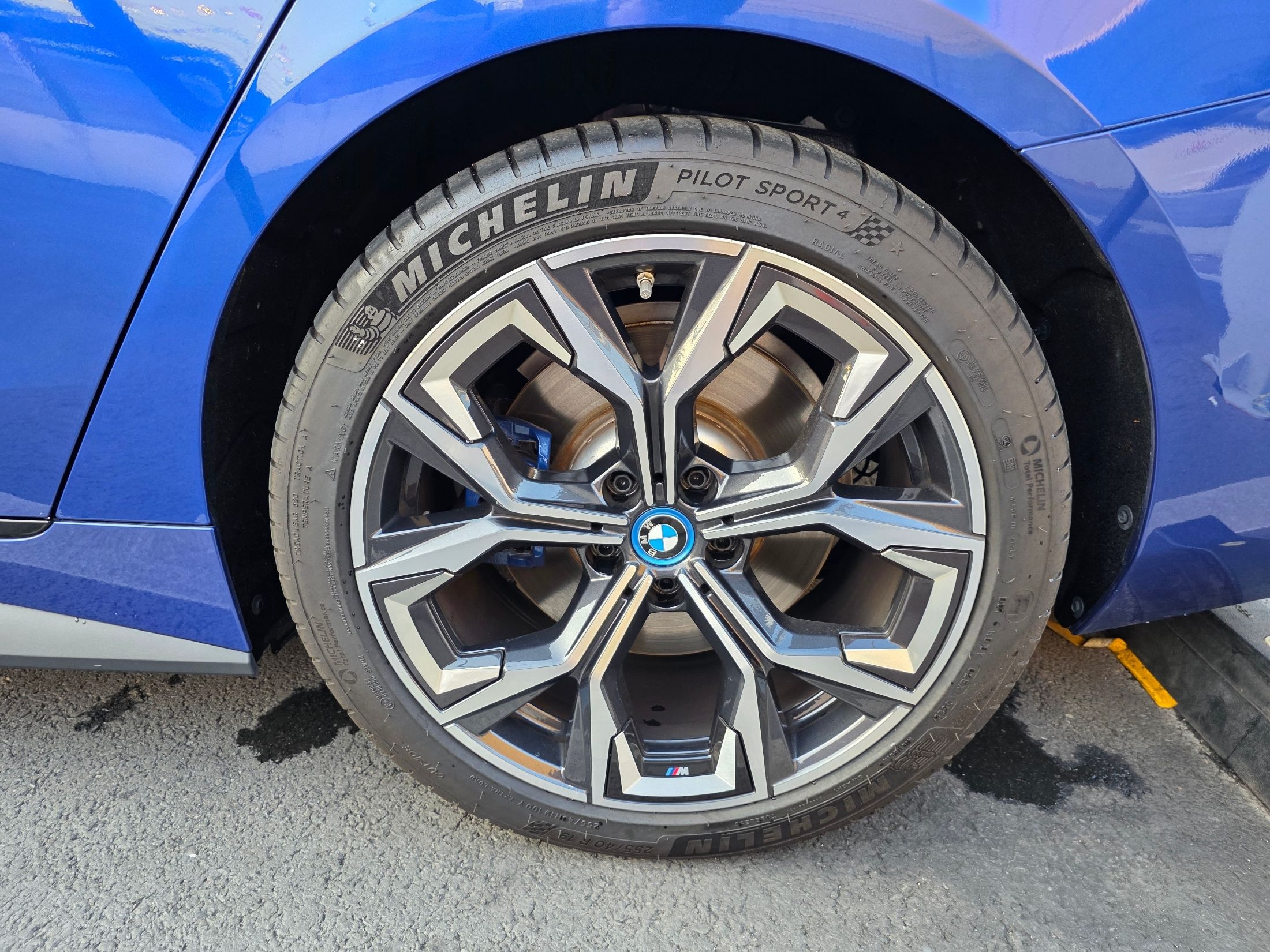 BMW I4 2024