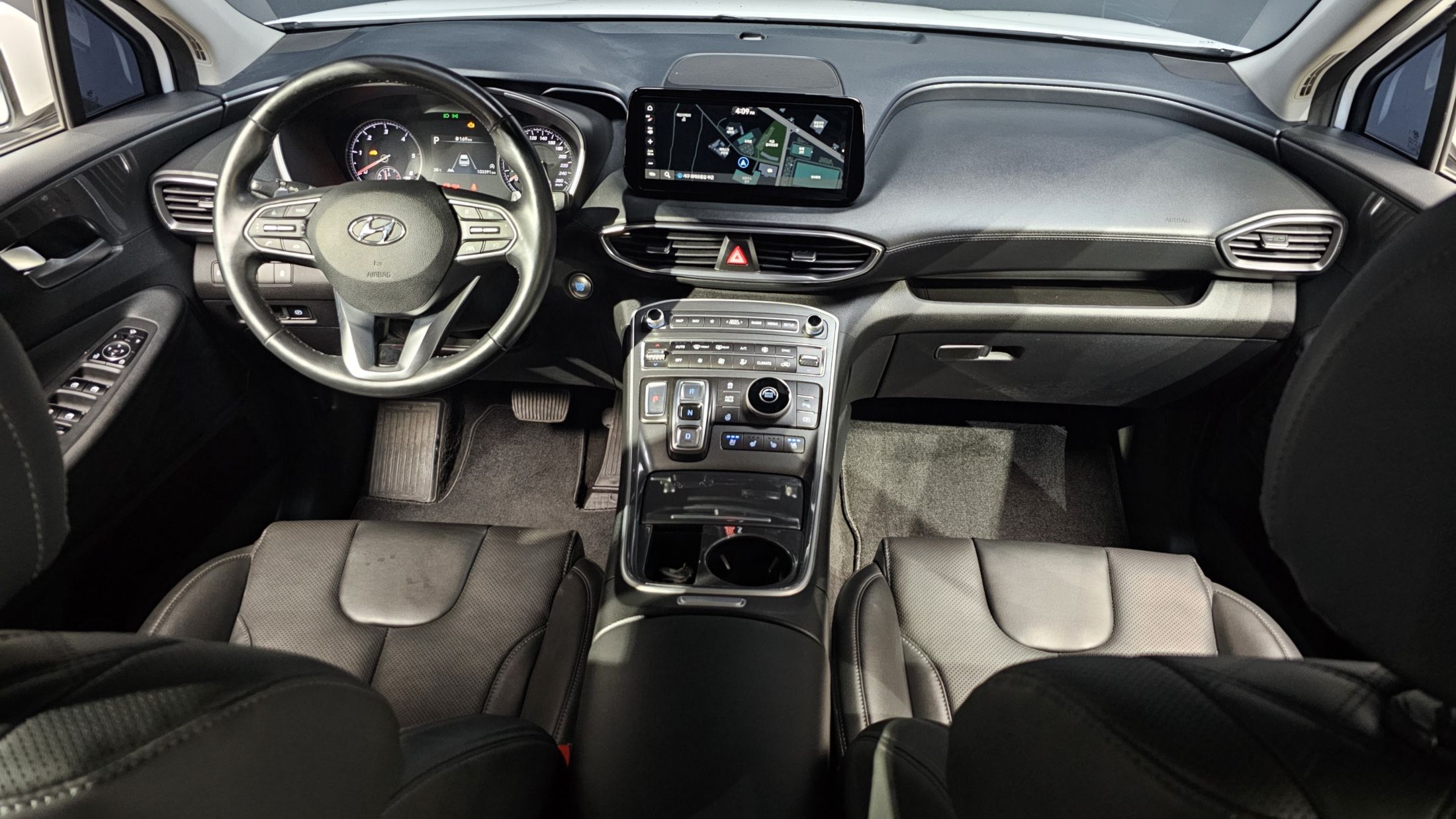 HYUNDAI SANTAFE 2021