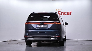 KIA CARNIVAL 2023