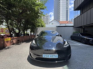 TESLA MODEL Y 2021