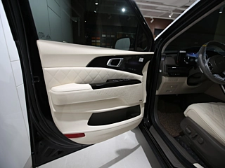 KIA CARNIVAL 2023
