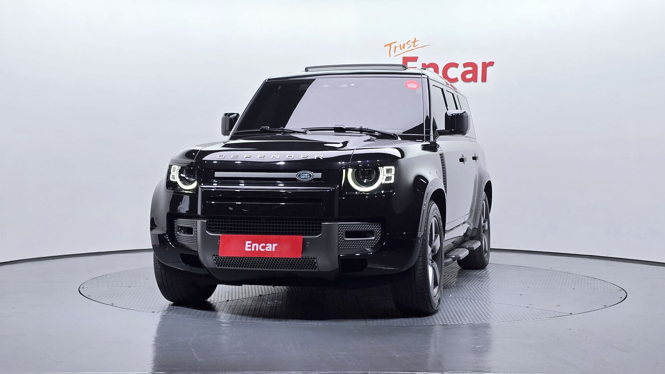 LAND ROVER DEFENDER L663 2024