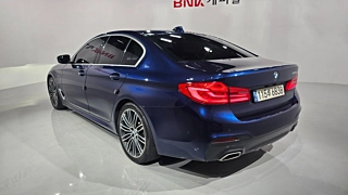 BMW 5-SERIES G30 2020