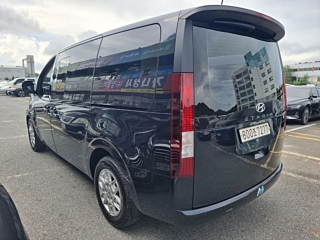 HYUNDAI STARIA 2022