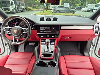 PORSCHE CAYENNE PO536 2022