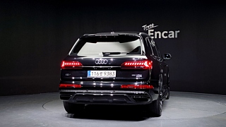AUDI Q7 4M 2022