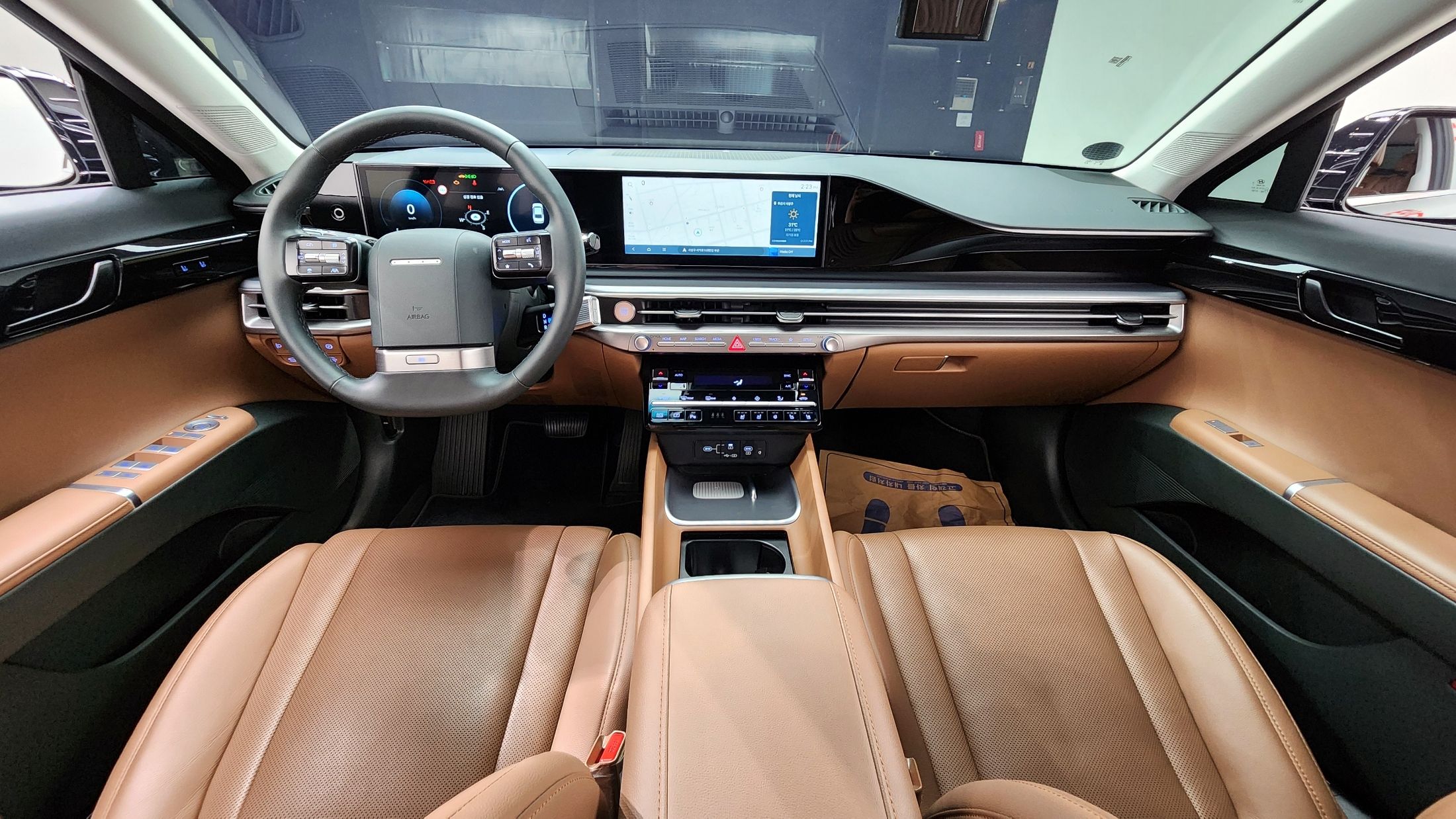 HYUNDAI GRANDEUR HYBRID GN7 2023