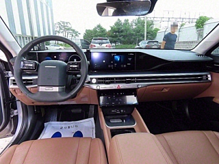 HYUNDAI GRANDEUR HYBRID GN7 2023