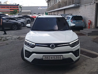 SSANGYONG TIVOLI VERY NEW  2020