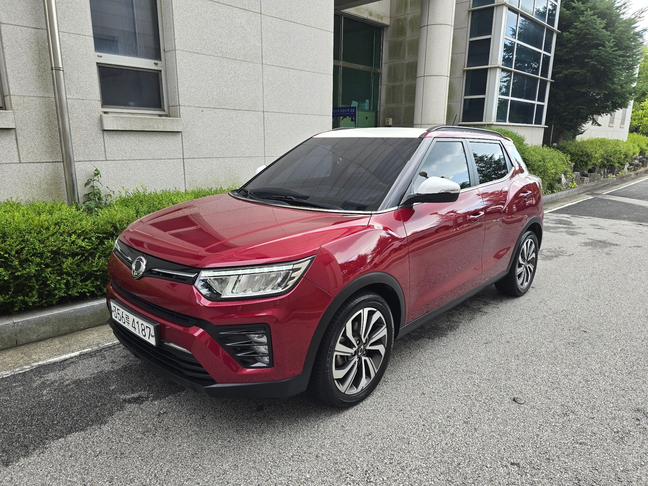 SSANGYONG TIVOLI VERY NEW 2019