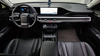 HYUNDAI GRANDEUR HYBRID GN7 2023