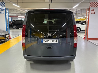 HYUNDAI STARIA 2023