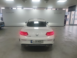 MERCEDES BENZ C-CLASS W205 2023